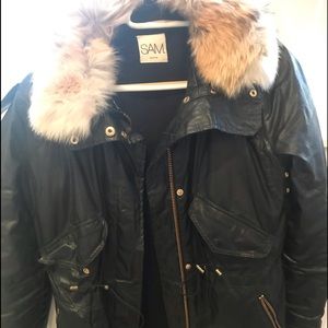 Sam black parka. Fur collar